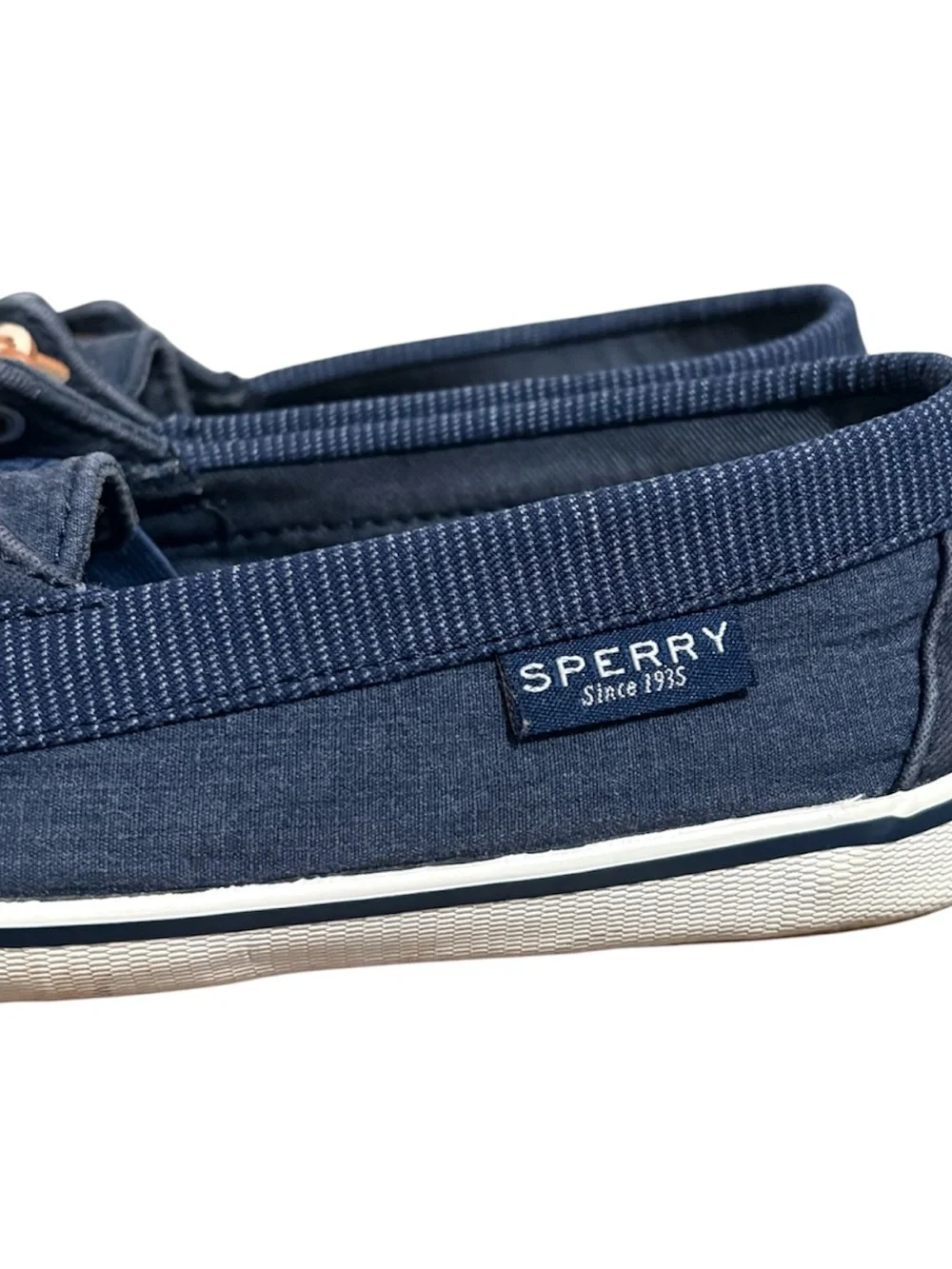 Sperry navy blue moccasin with Brown Gum Soles size 7 - Picture 7 of 9